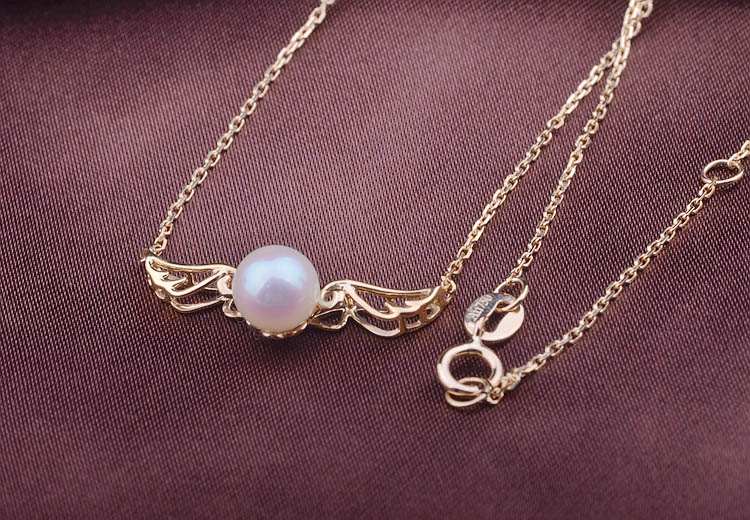 14K Yellow Gold Angle Wing Necklace with Akoyo Pearl 