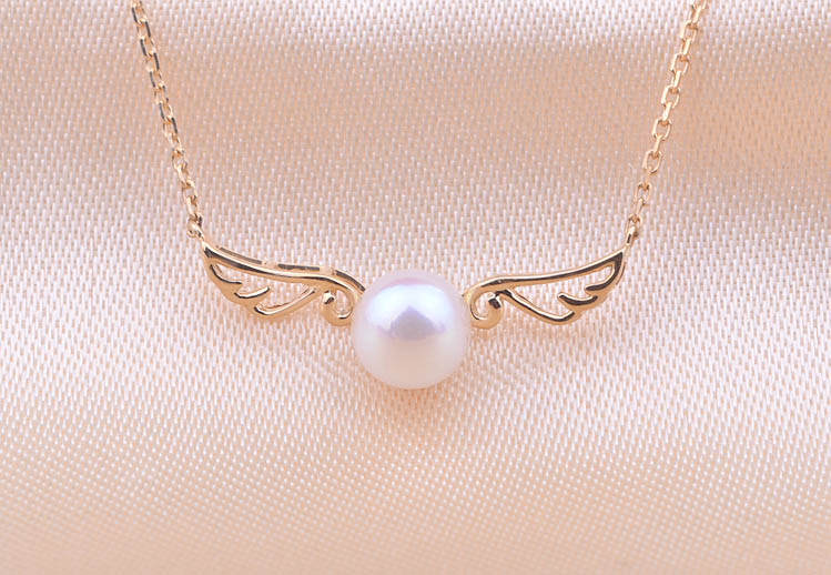 14K Yellow Gold Angle Wing Necklace with Akoyo Pearl 