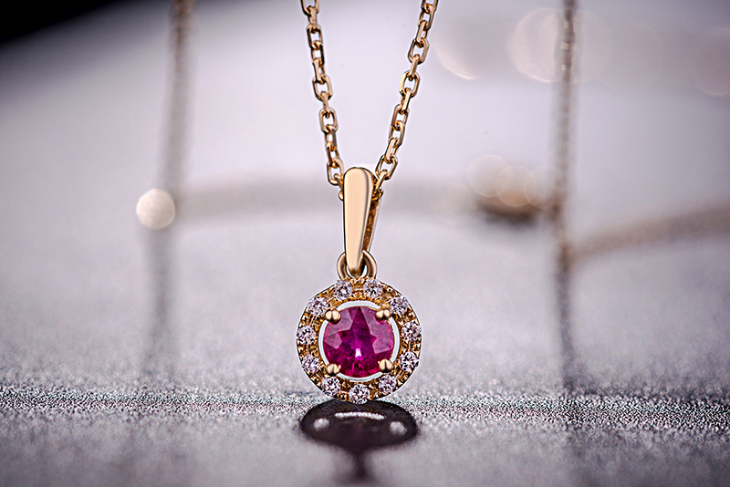 18K Yellow Gold Diamond Necklace Pendants with Ruby Gemstone